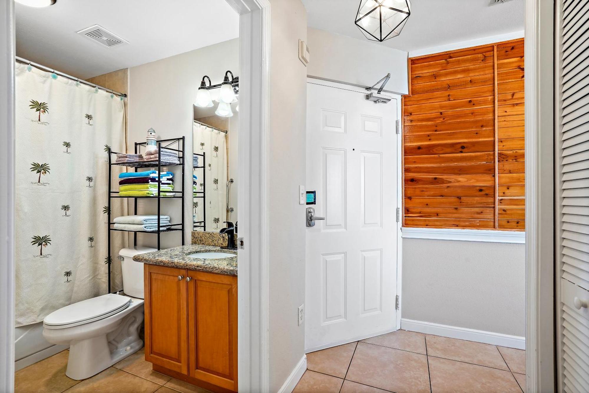 Oceanfront Luxury Condo! Mins To Beach! Rum Bar Next Door! St. Petersburg Exterior photo