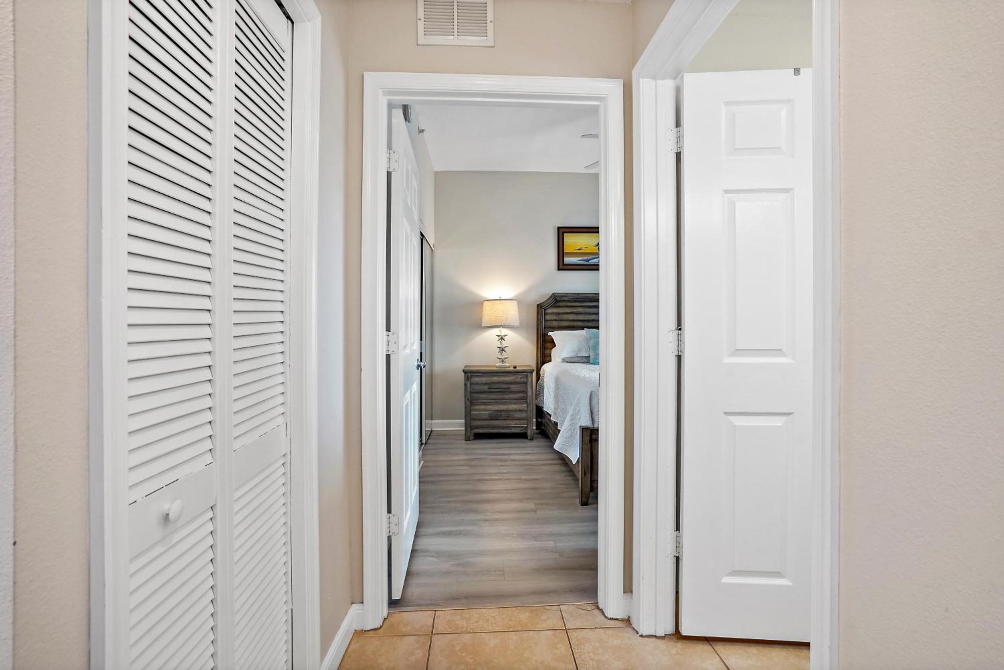 Oceanfront Luxury Condo! Mins To Beach! Rum Bar Next Door! St. Petersburg Exterior photo